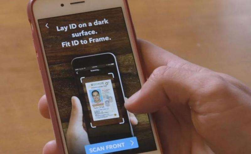 Facebook是哪个软件？全面介绍Facebook的身份与功能